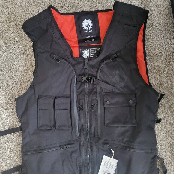 Volcom Iguchi Slack Vest - Picture 1 of 6